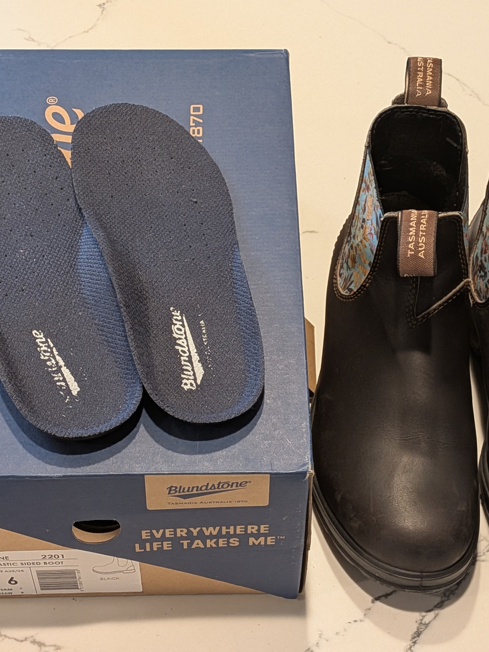 Blundstone Black brown Women's Size US 9 Chelsea Boots with Blue Floral Elastic